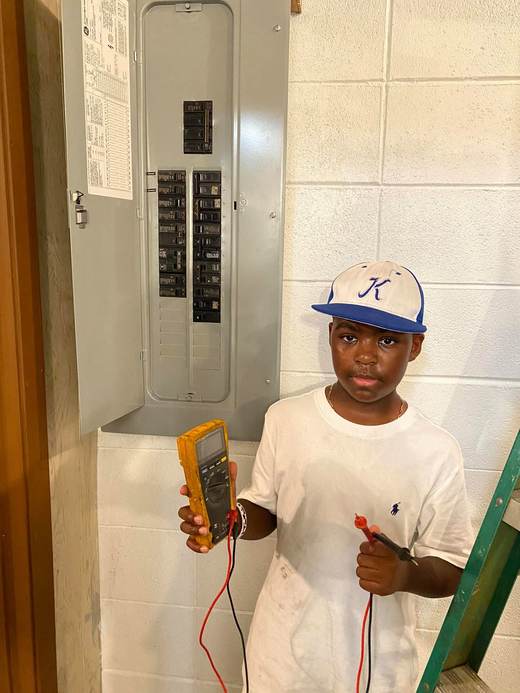 Testing a breaker panel with a multimeter — Jefferson's AC & Electrical, Tylertown, MS