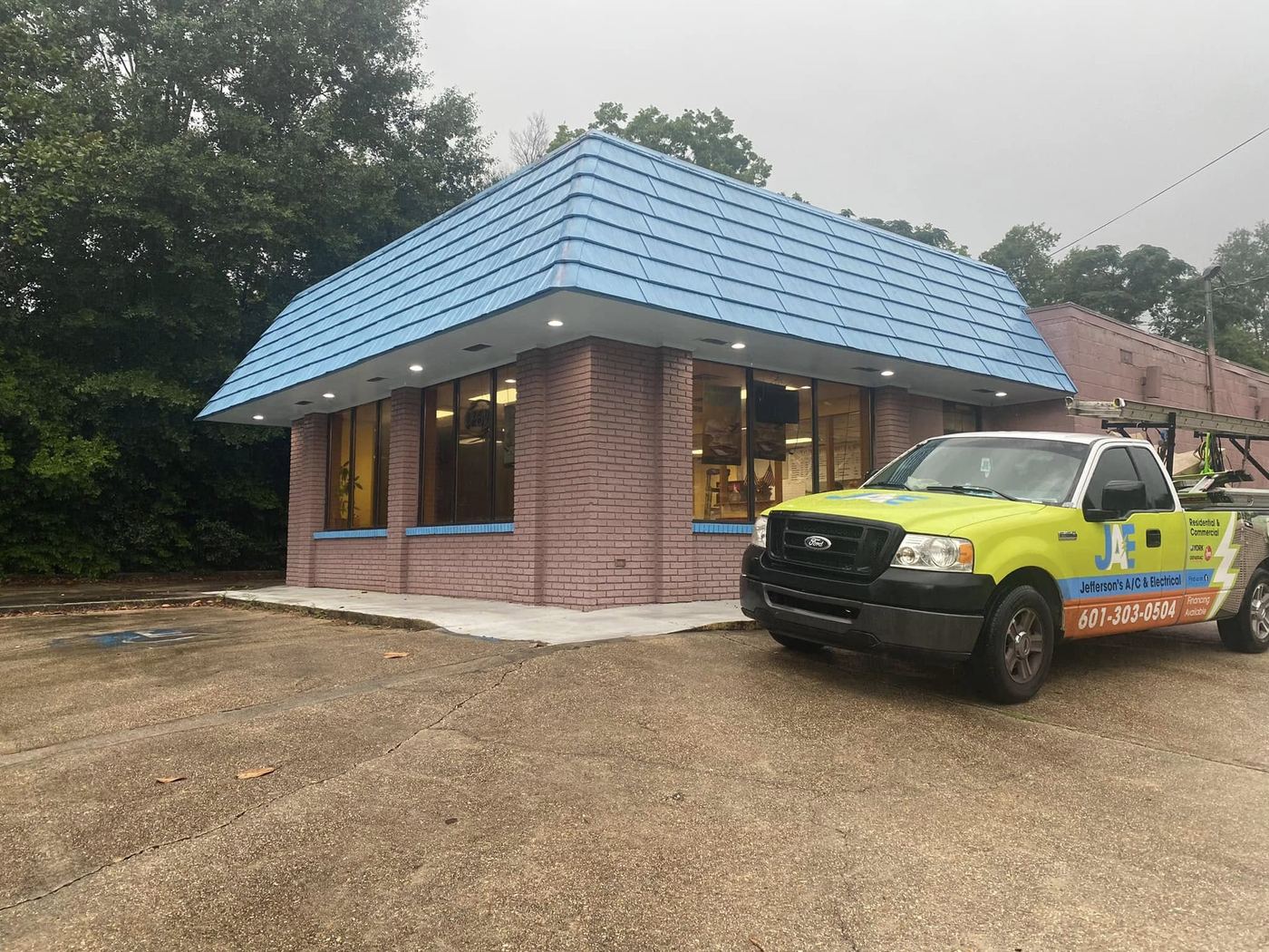Jefferson's AC & Electrical shop and work truck in Tylertown, MS
